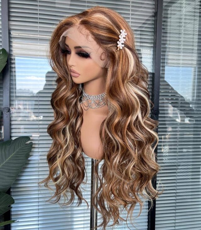 Perruque Lace Wig Bouclée